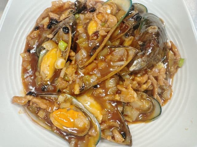 Chinese Black Bean Garlic Mussels.