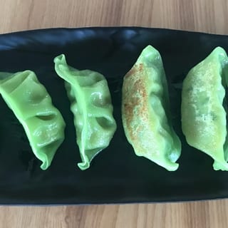Vegetable Gyoza (6 pc)